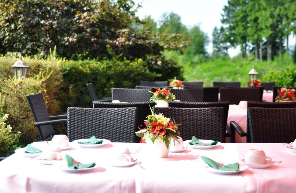 Hotel Landhaus Berghof Wenden  エクステリア 写真